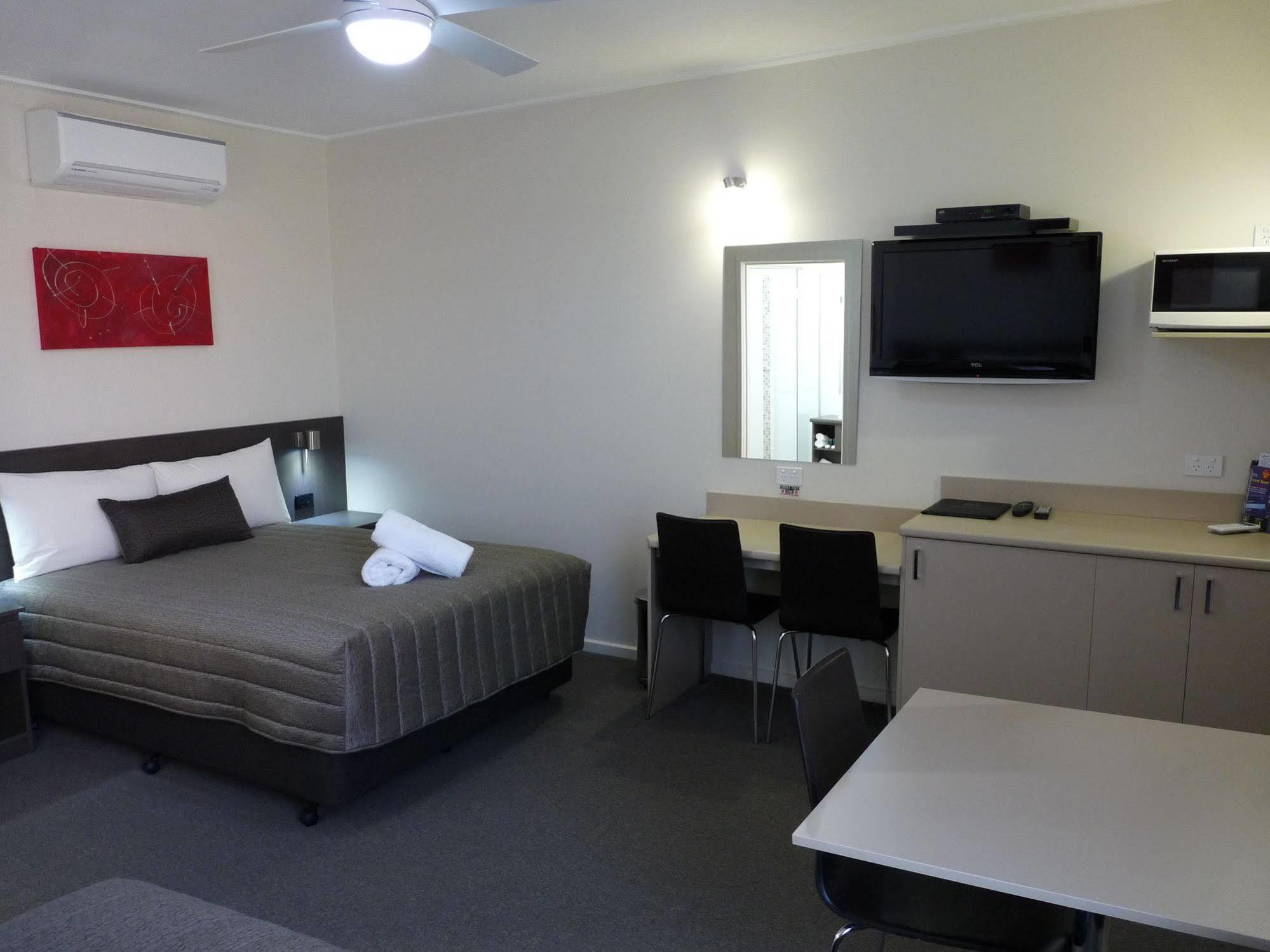 Loddon River Motel Kerang Экстерьер фото