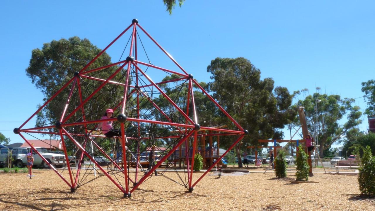 Loddon River Motel Kerang Экстерьер фото