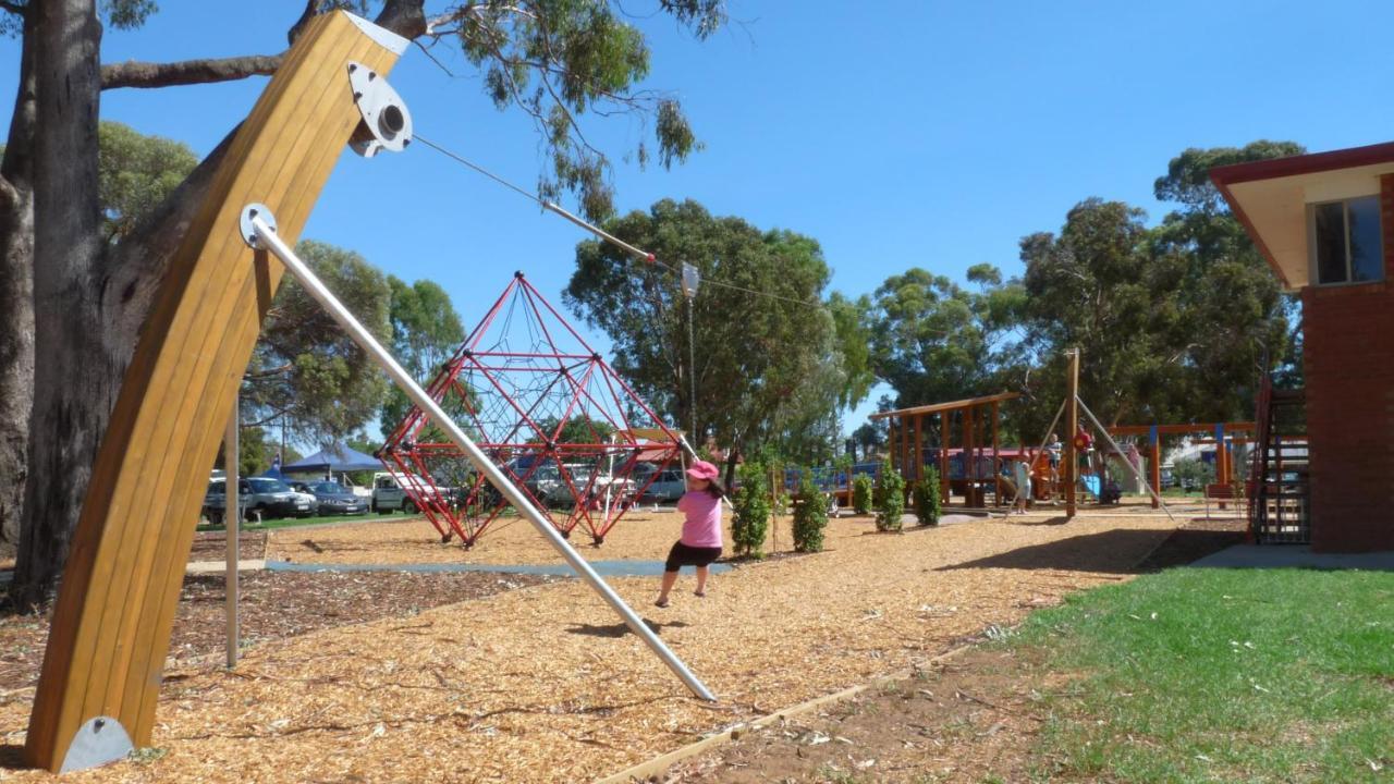 Loddon River Motel Kerang Экстерьер фото